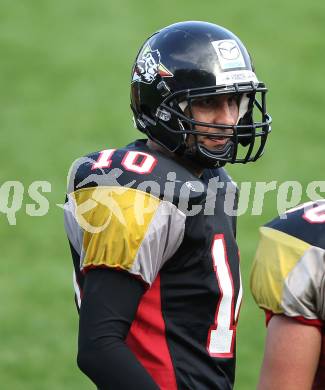 AFL. American Football. Black Lions gegen Vienna Vikings. Sascha Steurer (Black Lions). Villach, am 24.4.2011.
Foto: Kuess
---
pressefotos, pressefotografie, kuess, qs, qspictures, sport, bild, bilder, bilddatenbank