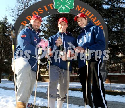 Eishockey. VSV. Unterluggauer Gerhard, Raffl Michael, Altmann Mario. Villach, 30.12.2010.
Foto: Kuess
---
pressefotos, pressefotografie, kuess, qs, qspictures, sport, bild, bilder, bilddatenbank