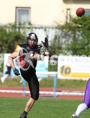 AFL. American Football. Black Lions gegen Vienna Vikings.  Daro Dobrolevski (Black Lions). Villach, am 24.4.2011.
Foto: Kuess
---
pressefotos, pressefotografie, kuess, qs, qspictures, sport, bild, bilder, bilddatenbank