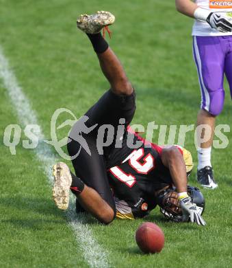 AFL. American Football. Black Lions gegen Vienna Vikings. Kellen Pruitt (Black Lions). Villach, am 24.4.2011.
Foto: Kuess
---
pressefotos, pressefotografie, kuess, qs, qspictures, sport, bild, bilder, bilddatenbank