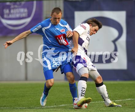 Fussball Regionalliga. SAK gegen GAK. Grega Triplat (SAK), Mario Pollhammer (GAK), Klagenfurt, am 7.5.2011.
Foto: Kuess
---
pressefotos, pressefotografie, kuess, qs, qspictures, sport, bild, bilder, bilddatenbank