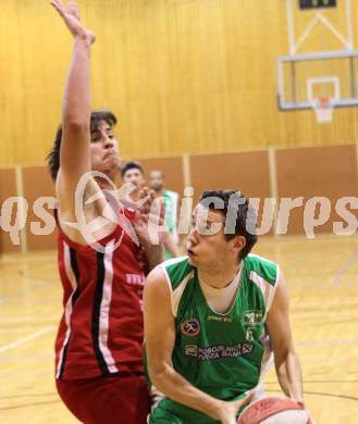 Basketball Kaerntner Liga. WSG Radenthein gegen KOS Klagenfurt/Celovec. Martin Steiner (Radenthein), Matej Smrtnik (KOS). Radenthein, am 7.5.2011.
Foto: Kuess 
---
pressefotos, pressefotografie, kuess, qs, qspictures, sport, bild, bilder, bilddatenbank