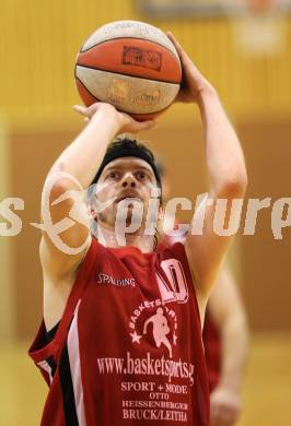 Basketball Kaerntner Liga. WSG Radenthein gegen KOS Klagenfurt/Celovec. Miha Sfiligoj (Radenthein). Radenthein, am 7.5.2011.
Foto: Kuess 
---
pressefotos, pressefotografie, kuess, qs, qspictures, sport, bild, bilder, bilddatenbank