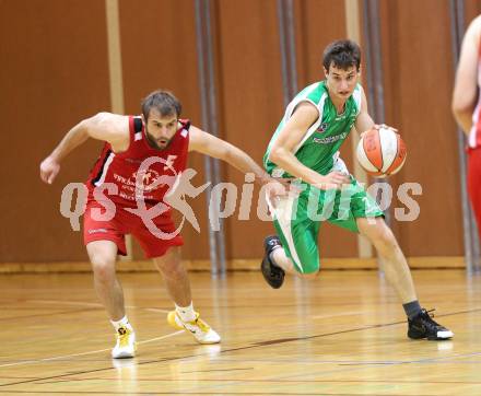 Basketball Kaerntner Liga. WSG Radenthein gegen KOS Klagenfurt/Celovec. Patrick Biedermann (Radenthein), Rok Papic (KOS). Radenthein, am 7.5.2011.
Foto: Kuess 
---
pressefotos, pressefotografie, kuess, qs, qspictures, sport, bild, bilder, bilddatenbank