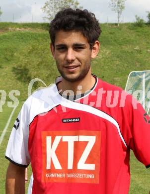 Fussball 1. Klasse D. Dominik Wolfgang Pucher (SV Feistritz/Rosental). feistritz im Rosental, am 30.4.2011.
Foto: Kuess
---
pressefotos, pressefotografie, kuess, qs, qspictures, sport, bild, bilder, bilddatenbank