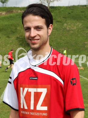 Fussball 1. Klasse D. Johann Feinig (SV Feistritz/Rosental). Feistritz im Rosental, am 30.4.2011.
Foto: Kuess
---
pressefotos, pressefotografie, kuess, qs, qspictures, sport, bild, bilder, bilddatenbank