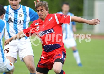 Fussball KFV Cup. VSV gegen SAK. Grega Triplat (SAK). Villach, am 3.5.2011.
Foto: Kuess
---
pressefotos, pressefotografie, kuess, qs, qspictures, sport, bild, bilder, bilddatenbank