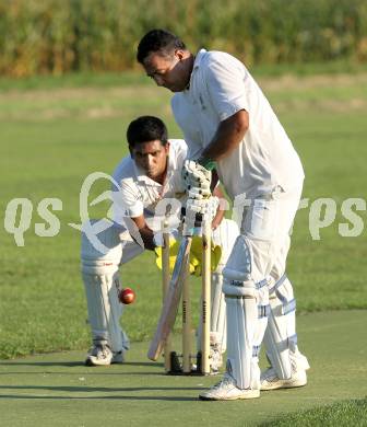 Cricket Club Velden. Latschach, 25.8.2010.
Foto: Kuess
---
pressefotos, pressefotografie, kuess, qs, qspictures, sport, bild, bilder, bilddatenbank