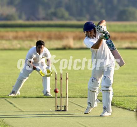 Cricket Club Velden. Latschach, 25.8.2010.
Foto: Kuess
---
pressefotos, pressefotografie, kuess, qs, qspictures, sport, bild, bilder, bilddatenbank