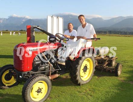 Cricket Club Velden. Latschach, 25.8.2010.
Foto: Kuess
---
pressefotos, pressefotografie, kuess, qs, qspictures, sport, bild, bilder, bilddatenbank