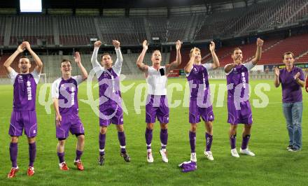 Fussball. Regionalliga. SK Austria Klagenfurt gegen SAK. Jubel Austria. Klagenfurt, 13.5.2011.
Foto: Kuess
---
pressefotos, pressefotografie, kuess, qs, qspictures, sport, bild, bilder, bilddatenbank