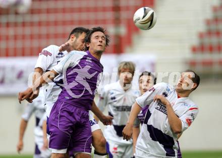 Fussball. Regionalliga. SK Austria Klagenfurt gegen SAK. Markus Pink, (Klagenfurt), Murat Veliu, Christian Dlopst (SAK). Klagenfurt, 13.5.2011.
Foto: Kuess
---
pressefotos, pressefotografie, kuess, qs, qspictures, sport, bild, bilder, bilddatenbank