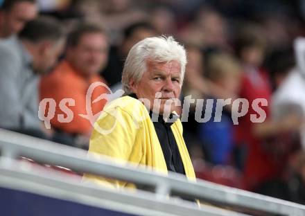 Fussball. Regionalliga. SK Austria Klagenfurt gegen SAK. Trainer Alois Jagodic auf der Tribuene (SAK). Klagenfurt, 13.5.2011.
Foto: Kuess
---
pressefotos, pressefotografie, kuess, qs, qspictures, sport, bild, bilder, bilddatenbank