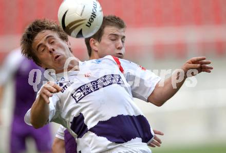 Fussball. Regionalliga. SK Austria Klagenfurt gegen SAK. Matthias Wrienz, (Klagenfurt), Grega Triplat (SAK). Klagenfurt, 13.5.2011.
Foto: Kuess
---
pressefotos, pressefotografie, kuess, qs, qspictures, sport, bild, bilder, bilddatenbank