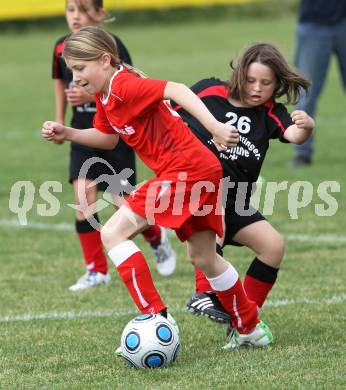 Fussball Girlies Cup. Deinsdorf, am 14.5.2011.
Foto: Kuess
---
pressefotos, pressefotografie, kuess, qs, qspictures, sport, bild, bilder, bilddatenbank