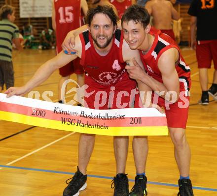 Basketball Kaerntner Liga. WSG Radenthein gegen KOS Klagenfurt/Celovec. Jubel (Radenthein). Radenthein, am 14.5.2011.
Foto: Kuess
---
pressefotos, pressefotografie, kuess, qs, qspictures, sport, bild, bilder, bilddatenbank