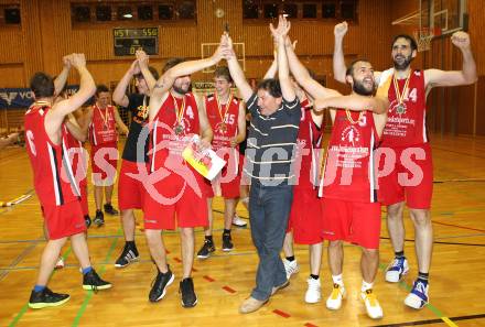 Basketball Kaerntner Liga. WSG Radenthein gegen KOS Klagenfurt/Celovec. Jubel (Radenthein). Radenthein, am 14.5.2011.
Foto: Kuess
---
pressefotos, pressefotografie, kuess, qs, qspictures, sport, bild, bilder, bilddatenbank