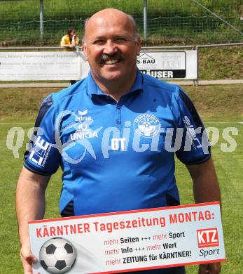 Fussball Unterliga Ost. SV Ludmannsdorf gegen Ruden. Sektionsleiter Guenther Tumer (Ludmannsdorf). Ludmannsdorf, am 1.5.2011.
Foto: Kuess
---
pressefotos, pressefotografie, kuess, qs, qspictures, sport, bild, bilder, bilddatenbank