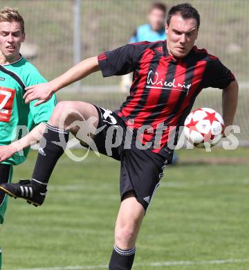 Fussball Unterliga Ost. SV Ludmannsdorf gegen Ruden. Bostjan Hodzar (Ruden). Ludmannsdorf, am 1.5.2011.
Foto: Kuess
---
pressefotos, pressefotografie, kuess, qs, qspictures, sport, bild, bilder, bilddatenbank