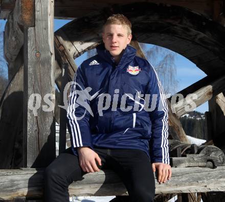 Fussball. Martin Hinteregger (Red Bulls Salzburg). Sirnitz, am 4.1.2011.
Foto: Kuess
---
pressefotos, pressefotografie, kuess, qs, qspictures, sport, bild, bilder, bilddatenbank