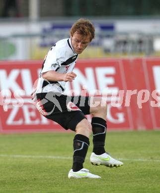 Fussball Bundesliga. Erste Liga. WAC/St. Andrae gegen Cashpoint SCR Altach. Mathias Berchtold (WAC). Wolfsberg, am 17.5.2011.
Foto: Kuess
---
pressefotos, pressefotografie, kuess, qs, qspictures, sport, bild, bilder, bilddatenbank