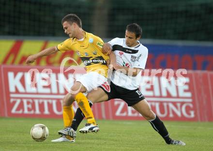 Fussball Erste Liga. WAC/St. Andrae gegen Cashpoint SCR Altach. Nenad Jovanovic,  (WAC), Orhan Ademi (Altach). Wolfsberg, 17.5.2011
Foto: Kuess

---
pressefotos, pressefotografie, kuess, qs, qspictures, sport, bild, bilder, bilddatenbank