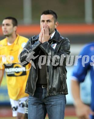 Fussball Erste Liga. WAC/St. Andrae gegen Cashpoint SCR Altach.  Trainer Nenad Bjelica (WAC). Wolfsberg, 17.5.2011
Foto: Kuess

---
pressefotos, pressefotografie, kuess, qs, qspictures, sport, bild, bilder, bilddatenbank