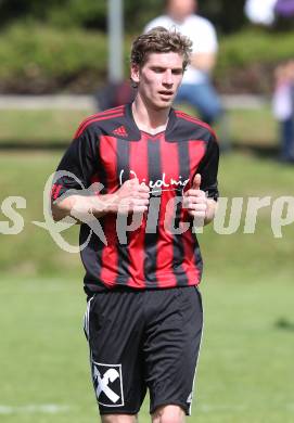 Fussball Unterliga Ost. SV Ludmannsdorf gegen Ruden. Tadej Trdina (Ruden). Ludmannsdorf, am 1.5.2011.
Foto: Kuess
---
pressefotos, pressefotografie, kuess, qs, qspictures, sport, bild, bilder, bilddatenbank