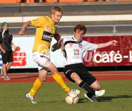 Fussball Erste Liga. WAC/St. Andrae gegen Cashpoint SCR Altach. Mathias Berchtold,  (WAC), Matthias Koch (Altach). Wolfsberg, 17.5.2011
Foto: Kuess

---
pressefotos, pressefotografie, kuess, qs, qspictures, sport, bild, bilder, bilddatenbank