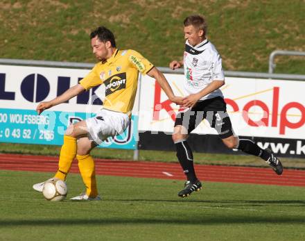 Fussball Erste Liga. WAC/St. Andrae gegen Cashpoint SCR Altach. Manuel Kerhe, (WAC), Matthias Sereinig (Altach). Wolfsberg, 17.5.2011
Foto: Kuess

---
pressefotos, pressefotografie, kuess, qs, qspictures, sport, bild, bilder, bilddatenbank