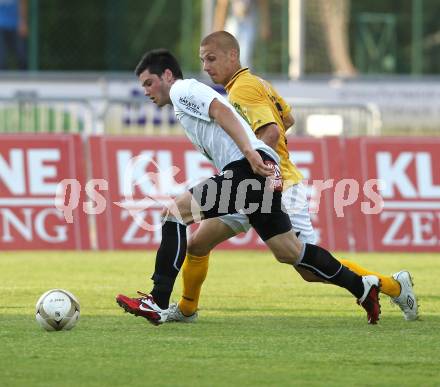 Fussball Bundesliga. Erste Liga. WAC/St. Andrae gegen Cashpoint SCR Altach. Roland Putsche (WAC), Philipp Netzer (Altach). Wolfsberg, am 17.5.2011.
Foto: Kuess
---
pressefotos, pressefotografie, kuess, qs, qspictures, sport, bild, bilder, bilddatenbank