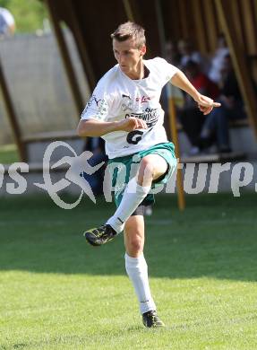 Fussball Kaerntner Liga. Griffen gegen Lendorf. Alexander Kruse (Lendorf). Griffen, am 14.5.2011.
Foto: Kuess
---
pressefotos, pressefotografie, kuess, qs, qspictures, sport, bild, bilder, bilddatenbank