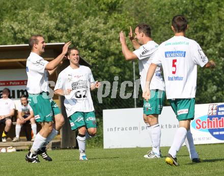 Fussball Kaerntner Liga. Griffen gegen Lendorf. Jubel (Lendorf). Griffen, am 14.5.2011.
Foto: Kuess
---
pressefotos, pressefotografie, kuess, qs, qspictures, sport, bild, bilder, bilddatenbank