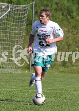 Fussball Kaerntner Liga. Griffen gegen Lendorf. Norman Prenn (Lendorf). Griffen, am 14.5.2011.
Foto: Kuess
---
pressefotos, pressefotografie, kuess, qs, qspictures, sport, bild, bilder, bilddatenbank