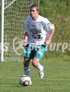 Fussball Kaerntner Liga. Griffen gegen Lendorf. Norman Prenn (Lendorf). Griffen, am 14.5.2011.
Foto: Kuess
---
pressefotos, pressefotografie, kuess, qs, qspictures, sport, bild, bilder, bilddatenbank