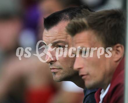 Fussball Regionalliga. SK Austria Klagenfurt gegen Pasching. Trainer Rudolf Perz, Co-Trainer Gerald Jarnig (Austria). Klagenfurt, am 20.5.2011.
Foto: Kuess
---
pressefotos, pressefotografie, kuess, qs, qspictures, sport, bild, bilder, bilddatenbank