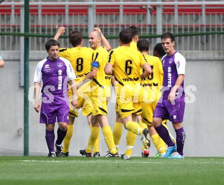 Fussball Regionalliga. SK Austria Klagenfurt gegen Pasching. Torjubel (Pasching). Klagenfurt, am 20.5.2011.
Foto: Kuess
---
pressefotos, pressefotografie, kuess, qs, qspictures, sport, bild, bilder, bilddatenbank
