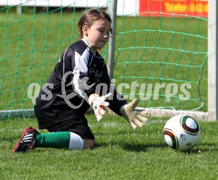 Fussball. Girlies Cup. Landskron, am 21.5.2011.
Foto: Kuess
---
pressefotos, pressefotografie, kuess, qs, qspictures, sport, bild, bilder, bilddatenbank