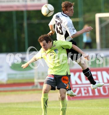 Fussball Erste Liga. WAC/St. Andrae gegen FC Gratkorn. Mathias Berchtold, (WAC), Mario Kroepfl  (Gratkorn). Wolfsberg, 24.5.2011
Foto: Kuess

---
pressefotos, pressefotografie, kuess, qs, qspictures, sport, bild, bilder, bilddatenbank