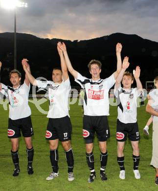 Fussball Erste Liga. WAC/St. Andrae gegen FC Gratkorn.  Jubel Gernot Messner, Nenad JOvanovic, Christian Falk, Mathias Berchtold (WAC). Wolfsberg, 24.5.2011
Foto: Kuess

---
pressefotos, pressefotografie, kuess, qs, qspictures, sport, bild, bilder, bilddatenbank