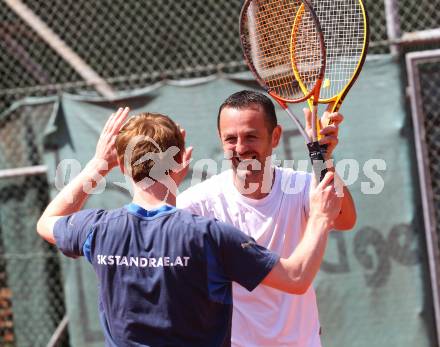 Fussball Bundesliga. Erste Liga. Tennisturnier WAC/St. Andrae. Jubel Hannes Jochum, Mathias Berchtold. Klagenfurt, am 25.5.2011.
Foto: Kuess
---
pressefotos, pressefotografie, kuess, qs, qspictures, sport, bild, bilder, bilddatenbank