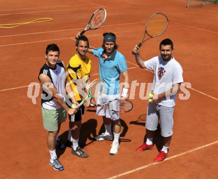 Fussball. Bundesliga. Erste Liga. Tennisturnier WAC/St. Andrae. Roland Putsche, Gernot Messner, Dario Baldauf, Trainer Nenad Bjelica. Klagenfurt, am 25.5.2011.
Foto: Kuess
---
pressefotos, pressefotografie, kuess, qs, qspictures, sport, bild, bilder, bilddatenbank