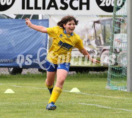 Fussball. Girlies Cup. Gmuend, 28.5.2011.
Foto: Kuess
---
pressefotos, pressefotografie, kuess, qs, qspictures, sport, bild, bilder, bilddatenbank