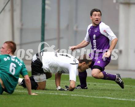 Fussball Regionalliga. SK Austria Klagenfurt gegen Weiz. Christian Sablatnig, (Klagenfurt), Sascha Harrer (Weiz). Klagenfurt, 1.6.2011.
Foto: Kuess
---
pressefotos, pressefotografie, kuess, qs, qspictures, sport, bild, bilder, bilddatenbank