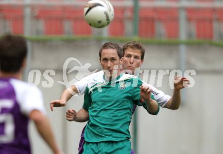 Fussball Regionalliga. SK Austria Klagenfurt gegen Weiz. Mathias Wrienz, (Klagenfurt), Gerald Hack (Weiz). Klagenfurt, 1.6.2011.
Foto: Kuess
---
pressefotos, pressefotografie, kuess, qs, qspictures, sport, bild, bilder, bilddatenbank