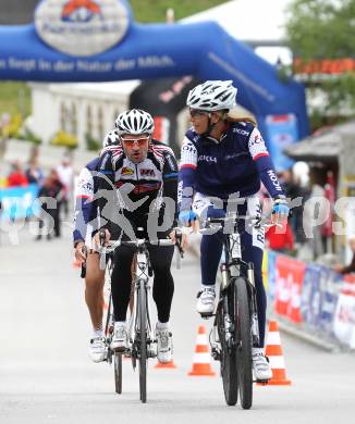 Radsport. Radmarathon. Dagmar Flum, Otto Flum (Praesident oestrr. Radsportverband), Peter Paco Wrolich. Bad Kleinkirchheim, am 28.5.2011.
Foto: Kuess
---
pressefotos, pressefotografie, kuess, qs, qspictures, sport, bild, bilder, bilddatenbank