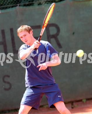 Fussball Bundesliga. Erste Liga. Tennisturnier WAC/St. Andrae. Mathias Berchtold. Klagenfurt, am 25.5.2011.
Foto: Kuess
---
pressefotos, pressefotografie, kuess, qs, qspictures, sport, bild, bilder, bilddatenbank