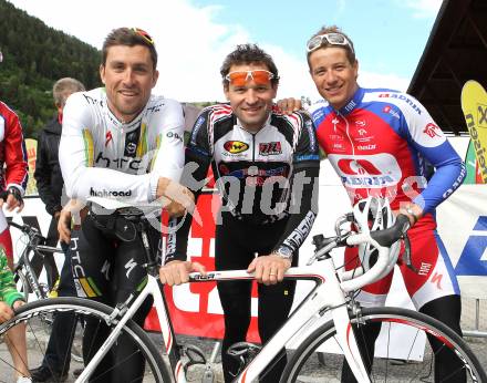 Radsport. Radmarathon. Bernhard Eisel, Peter Paco Wrolich, Marco Haller. Bad Kleinkirchheim, am 28.5.2011.
Foto: Kuess
---
pressefotos, pressefotografie, kuess, qs, qspictures, sport, bild, bilder, bilddatenbank