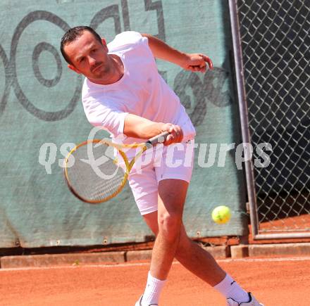 Fussball Bundesliga. Erste Liga. Tennisturnier WAC/St. Andrae. Hannes Jochum. Klagenfurt, am 25.5.2011.
Foto: Kuess
---
pressefotos, pressefotografie, kuess, qs, qspictures, sport, bild, bilder, bilddatenbank