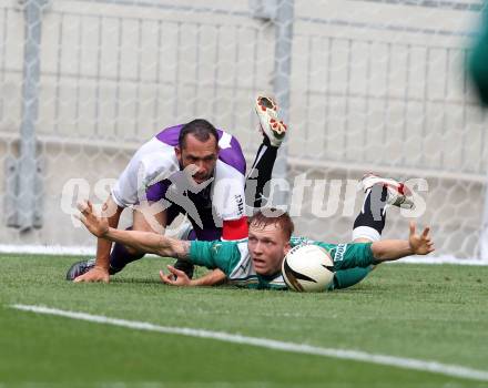 Fussball Regionalliga. SK Austria Klagenfurt gegen Weiz. Christian Prawda, (Klagenfurt), Kevin Hacker (Weiz). Klagenfurt, 1.6.2011.
Foto: Kuess
---
pressefotos, pressefotografie, kuess, qs, qspictures, sport, bild, bilder, bilddatenbank